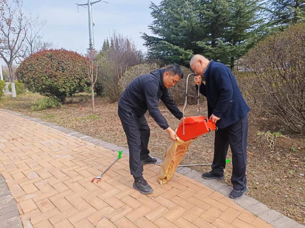 天水经发公司党支部组织开展“学雷锋、做志愿、共同奋进‘十五五’”主题党日活动